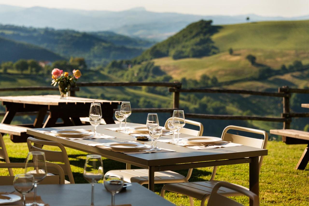 Agriturismo Girolomoni - Locanda Isola del Piano Buitenkant foto